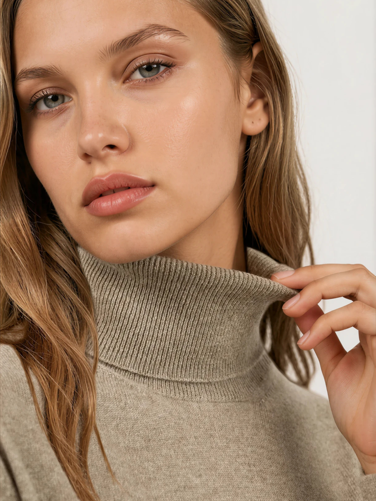 Cashmere Turtleneck Sweater
