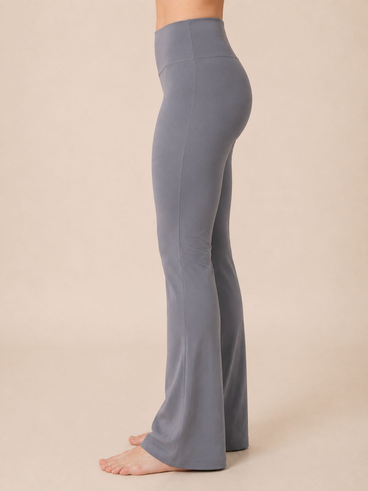 Balance Flared Leggings