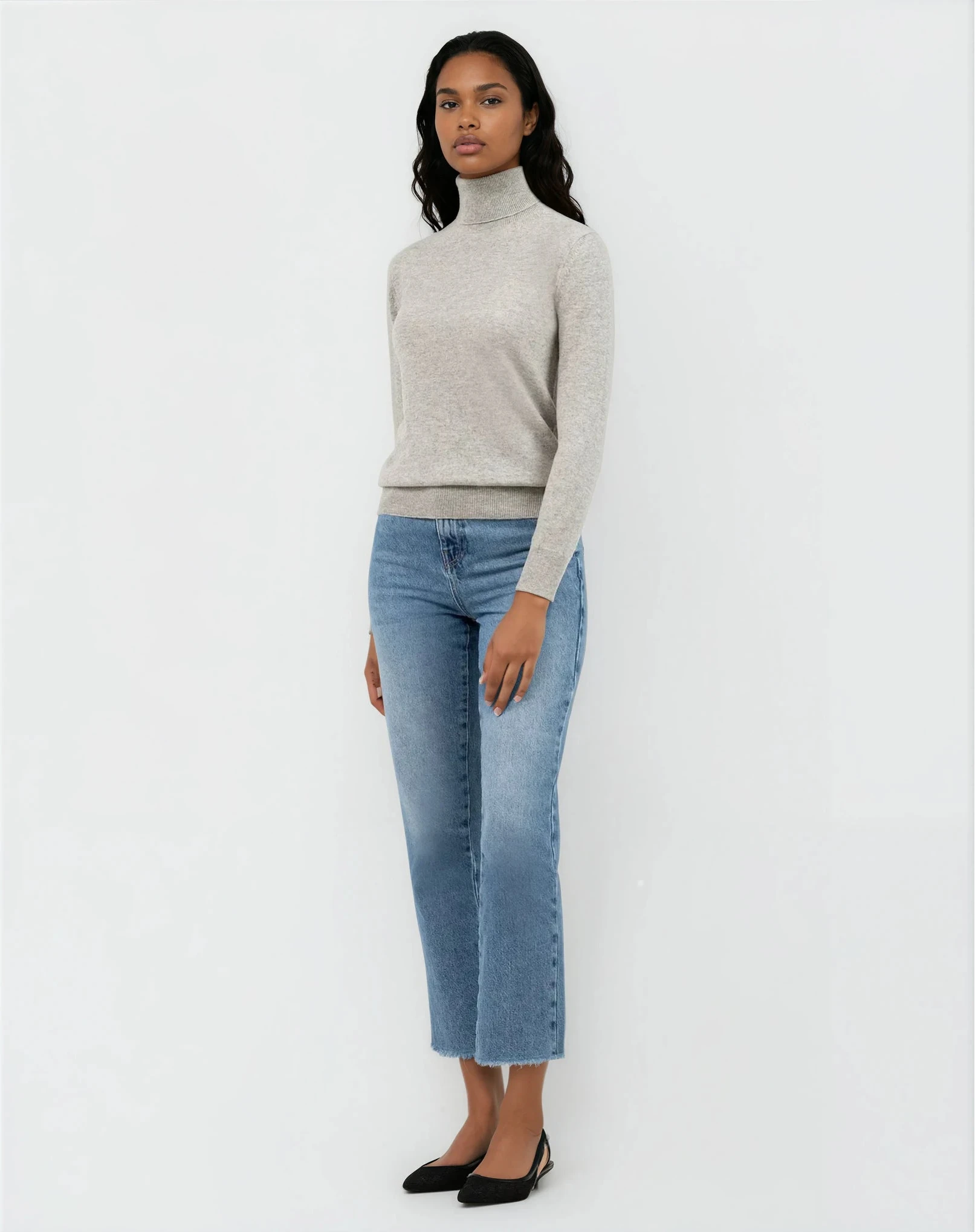 CASHMERE TURTLENECK SWEATER