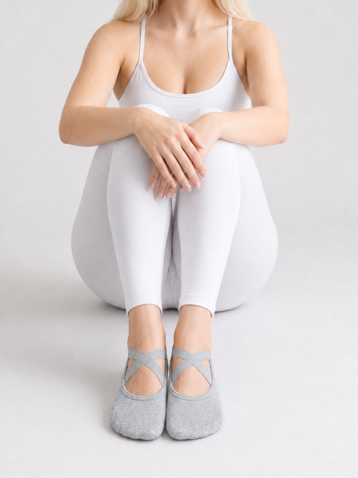 SPARKLE PILATES GRIP SOCKS Grey
