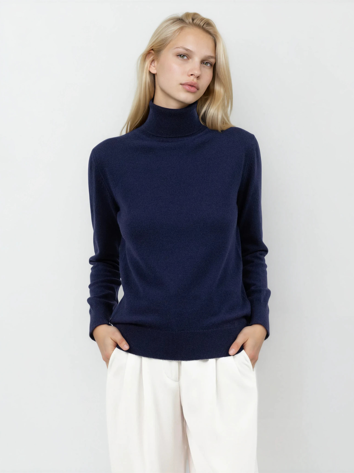 CASHMERE TURTLENECK SWEATER