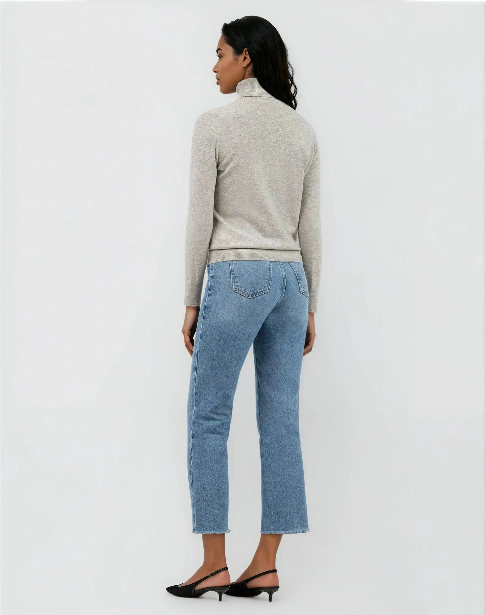 CASHMERE TURTLENECK SWEATER